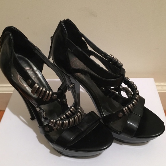 Jessica Simpson Karson heels with chains size 6 - Picture 2 of 4